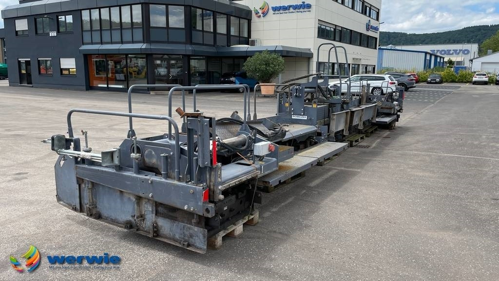 Vögele SB250-2TV 12,50 m fixed screed - Finišer za asfalt: slika Vögele SB250-2TV 12,50 m fixed screed - Finišer za asfalt Vögele SB250-2TV 12,50 m fixed screed - Finišer za asfalt: slika Vögele SB250-2TV 12,50 m fixed screed - Finišer za asfalt