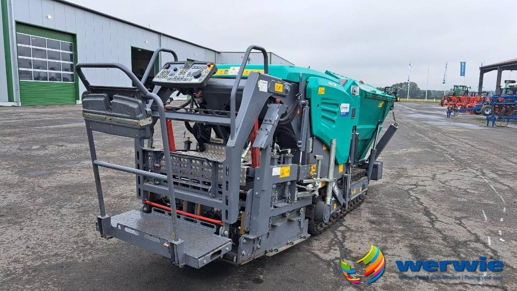 Vögele SUPER 800i - Finišer za asfalt: slika Vögele SUPER 800i - Finišer za asfalt Vögele SUPER 800i - Finišer za asfalt: slika Vögele SUPER 800i - Finišer za asfalt