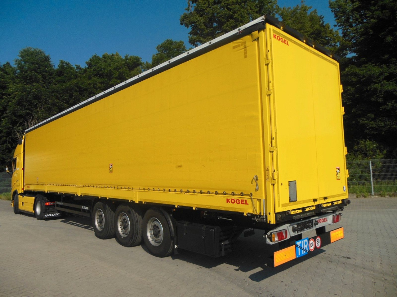 Kögel SN 24, BORDWÄNDE 700 MM, HUBDACH!!! TOP - Poluprikolica s ceradom: slika Kögel SN 24, BORDWÄNDE 700 MM, HUBDACH!!! TOP - Poluprikolica s ceradom Kögel SN 24, BORDWÄNDE 700 MM, HUBDACH!!! TOP - Poluprikolica s ceradom: slika Kögel SN 24, BORDWÄNDE 700 MM, HUBDACH!!! TOP - Poluprikolica s ceradom