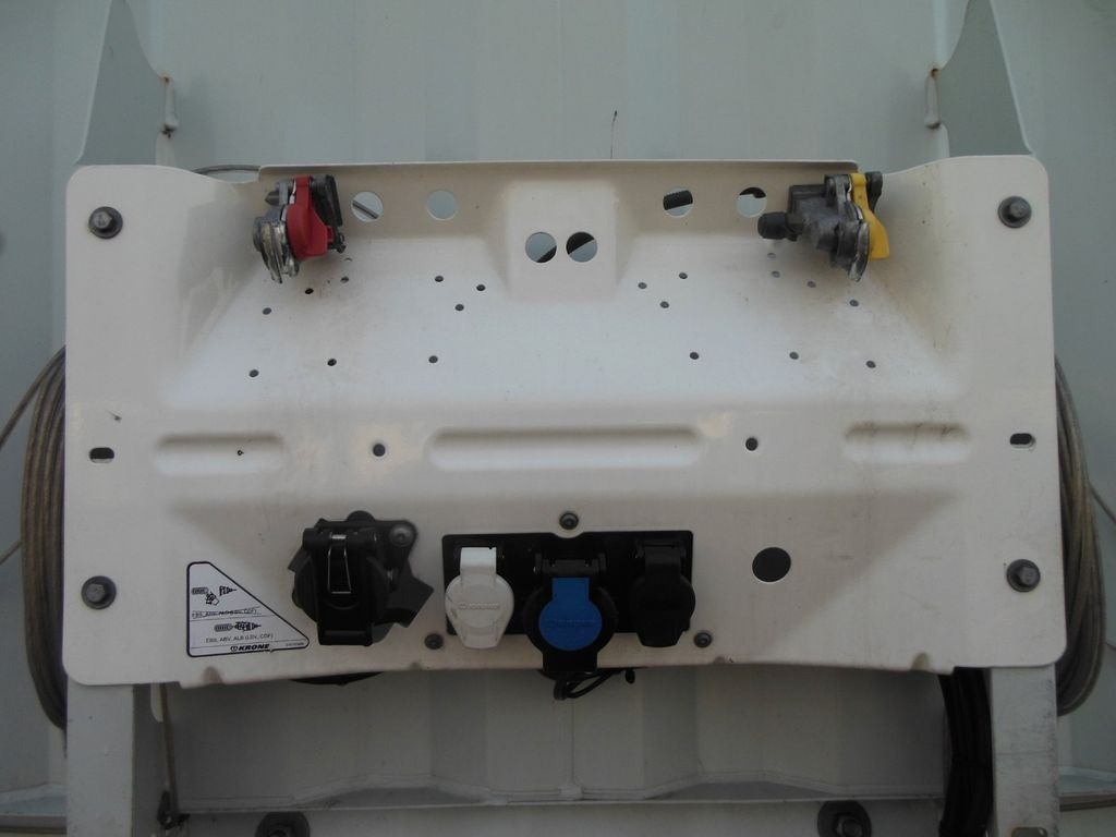 Zakup Krone SD MEGA LINER, LOWDECK, LIFT ACHSE  Krone SD MEGA LINER, LOWDECK, LIFT ACHSE: slika Zakup Krone SD MEGA LINER, LOWDECK, LIFT ACHSE  Krone SD MEGA LINER, LOWDECK, LIFT ACHSE