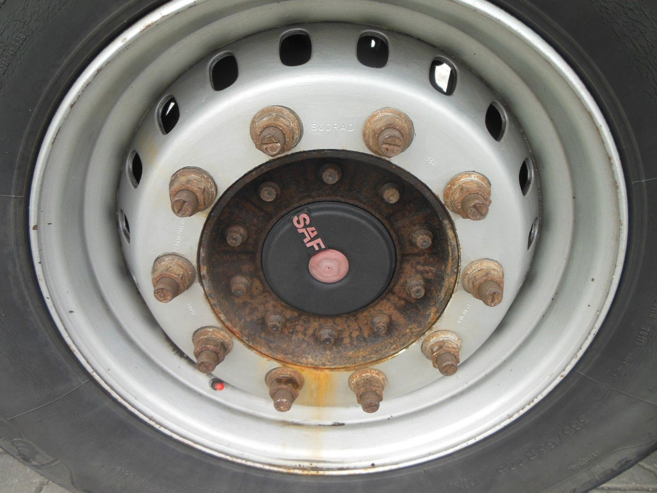 Legras SBS 2220, SAF, 95m3 - Poluprikolica s pokretnim podom: slika Legras SBS 2220, SAF, 95m3 - Poluprikolica s pokretnim podom Legras SBS 2220, SAF, 95m3 - Poluprikolica s pokretnim podom: slika Legras SBS 2220, SAF, 95m3 - Poluprikolica s pokretnim podom