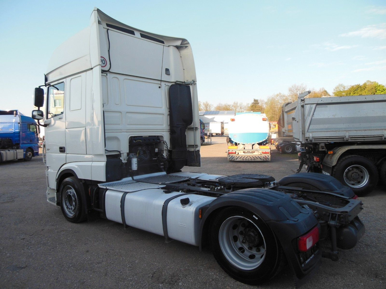 DAF XF 106.480 SSC, LOWDECK, STANDKLIMA, TOP!!! - Tegljač: slika DAF XF 106.480 SSC, LOWDECK, STANDKLIMA, TOP!!! - Tegljač DAF XF 106.480 SSC, LOWDECK, STANDKLIMA, TOP!!! - Tegljač: slika DAF XF 106.480 SSC, LOWDECK, STANDKLIMA, TOP!!! - Tegljač