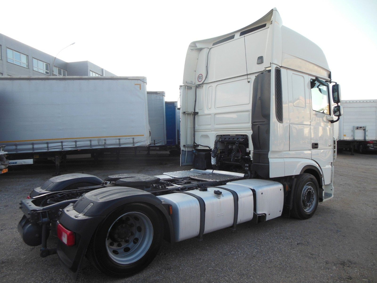 DAF XF 106.480 SSC, LOWDECK, STANDKLIMA, TOP!!! - Tegljač: slika DAF XF 106.480 SSC, LOWDECK, STANDKLIMA, TOP!!! - Tegljač DAF XF 106.480 SSC, LOWDECK, STANDKLIMA, TOP!!! - Tegljač: slika DAF XF 106.480 SSC, LOWDECK, STANDKLIMA, TOP!!! - Tegljač