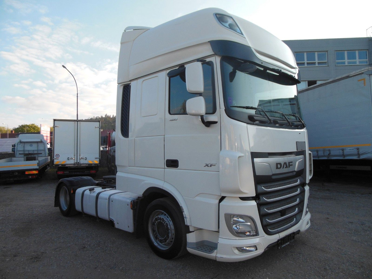 DAF XF 106.480 SSC, LOWDECK, STANDKLIMA, TOP!!! - Tegljač: slika DAF XF 106.480 SSC, LOWDECK, STANDKLIMA, TOP!!! - Tegljač DAF XF 106.480 SSC, LOWDECK, STANDKLIMA, TOP!!! - Tegljač: slika DAF XF 106.480 SSC, LOWDECK, STANDKLIMA, TOP!!! - Tegljač