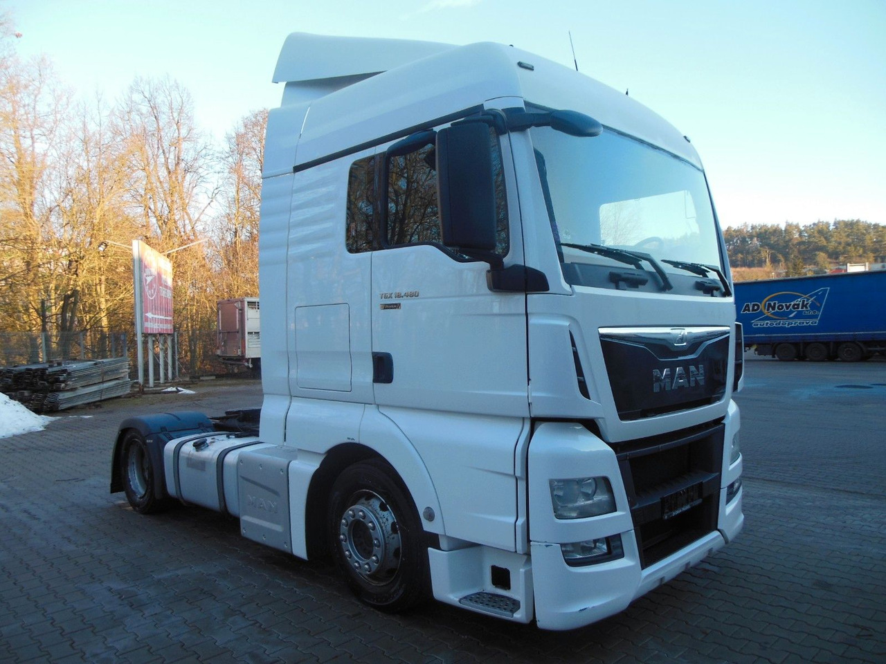 MAN TGX 18.480 LLS-U, LOWDECK + KRONE MEGA MAN TGX 18.480 LLS-U, LOWDECK - Tegljač: slika MAN TGX 18.480 LLS-U, LOWDECK + KRONE MEGA MAN TGX 18.480 LLS-U, LOWDECK - Tegljač MAN TGX 18.480 LLS-U, LOWDECK + KRONE MEGA MAN TGX 18.480 LLS-U, LOWDECK - Tegljač: slika MAN TGX 18.480 LLS-U, LOWDECK + KRONE MEGA MAN TGX 18.480 LLS-U, LOWDECK - Tegljač