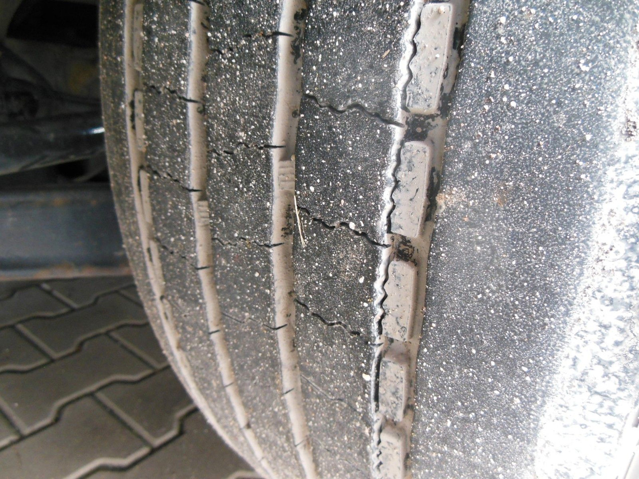 Tegljač MAN TGX 18.480 LLS-U, LOWDECK + KRONE MEGA MAN TGX 18.480 LLS-U, LOWDECK: slika Tegljač MAN TGX 18.480 LLS-U, LOWDECK + KRONE MEGA MAN TGX 18.480 LLS-U, LOWDECK Tegljač MAN TGX 18.480 LLS-U, LOWDECK + KRONE MEGA MAN TGX 18.480 LLS-U, LOWDECK: slika Tegljač MAN TGX 18.480 LLS-U, LOWDECK + KRONE MEGA MAN TGX 18.480 LLS-U, LOWDECK