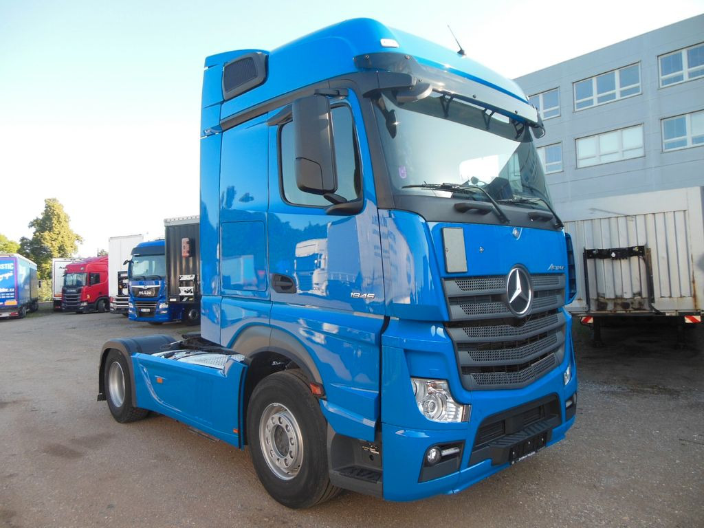Mercedes-Benz 1845 ACTROS, STANDKLIMA Mercedes-Benz 1845 ACTROS, STANDKLIMA - Tegljač: slika Mercedes-Benz 1845 ACTROS, STANDKLIMA Mercedes-Benz 1845 ACTROS, STANDKLIMA - Tegljač Mercedes-Benz 1845 ACTROS, STANDKLIMA Mercedes-Benz 1845 ACTROS, STANDKLIMA - Tegljač: slika Mercedes-Benz 1845 ACTROS, STANDKLIMA Mercedes-Benz 1845 ACTROS, STANDKLIMA - Tegljač