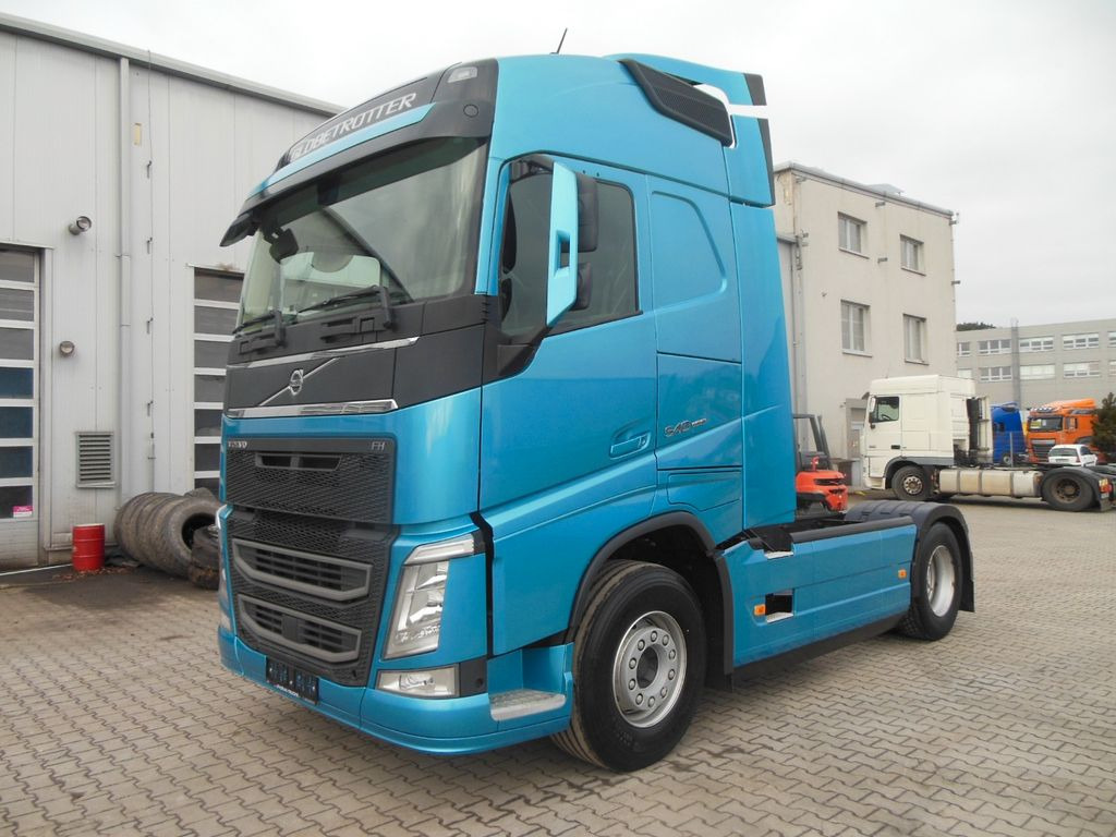 Volvo FH 13/540, GLOBE Volvo FH 13/540, GLOBE - Tegljač: slika Volvo FH 13/540, GLOBE Volvo FH 13/540, GLOBE - Tegljač Volvo FH 13/540, GLOBE Volvo FH 13/540, GLOBE - Tegljač: slika Volvo FH 13/540, GLOBE Volvo FH 13/540, GLOBE - Tegljač
