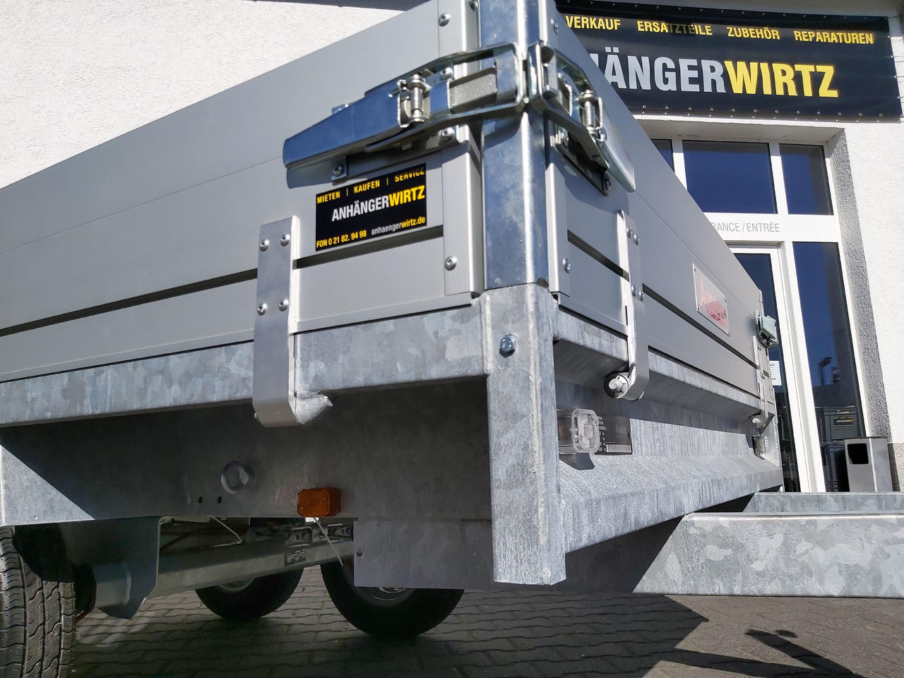 Prikolica plato/ Otvoreni sanduk Anssems Hochlader PSX - S 2000 305x153x30cm (M) 2000kg: slika Prikolica plato/ Otvoreni sanduk Anssems Hochlader PSX - S 2000 305x153x30cm (M) 2000kg Prikolica plato/ Otvoreni sanduk Anssems Hochlader PSX - S 2000 305x153x30cm (M) 2000kg: slika Prikolica plato/ Otvoreni sanduk Anssems Hochlader PSX - S 2000 305x153x30cm (M) 2000kg