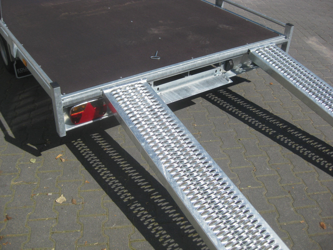Auto Transporter 406x200cm Reling Winde Rampen Lfh 56cm 10" (XL) 2700kg Top Deal Aktion - Prikolica za prijevoz automobila: slika Auto Transporter 406x200cm Reling Winde Rampen Lfh 56cm 10" (XL) 2700kg Top Deal Aktion - Prikolica za prijevoz automobila Auto Transporter 406x200cm Reling Winde Rampen Lfh 56cm 10" (XL) 2700kg Top Deal Aktion - Prikolica za prijevoz automobila: slika Auto Transporter 406x200cm Reling Winde Rampen Lfh 56cm 10" (XL) 2700kg Top Deal Aktion - Prikolica za prijevoz automobila