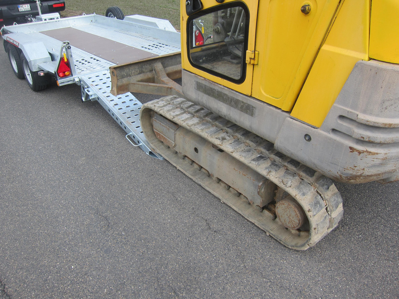 Brian James Digger Plant 543-3217-35 320x170cm Schaufelablage Rampen Reserverad 3500kg - Prikolica za radne strojeve: slika Brian James Digger Plant 543-3217-35 320x170cm Schaufelablage Rampen Reserverad 3500kg - Prikolica za radne strojeve Brian James Digger Plant 543-3217-35 320x170cm Schaufelablage Rampen Reserverad 3500kg - Prikolica za radne strojeve: slika Brian James Digger Plant 543-3217-35 320x170cm Schaufelablage Rampen Reserverad 3500kg - Prikolica za radne strojeve