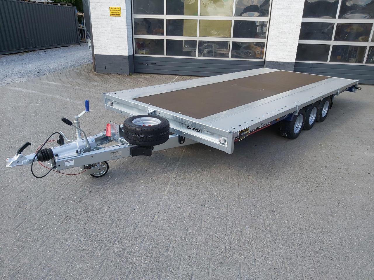 Brian James Trailer CarGO Connect 450x210cm Tridem 10" 3500kg Modell 22 - Prikolica plato/ Otvoreni sanduk: slika Brian James Trailer CarGO Connect 450x210cm Tridem 10" 3500kg Modell 22 - Prikolica plato/ Otvoreni sanduk Brian James Trailer CarGO Connect 450x210cm Tridem 10" 3500kg Modell 22 - Prikolica plato/ Otvoreni sanduk: slika Brian James Trailer CarGO Connect 450x210cm Tridem 10" 3500kg Modell 22 - Prikolica plato/ Otvoreni sanduk