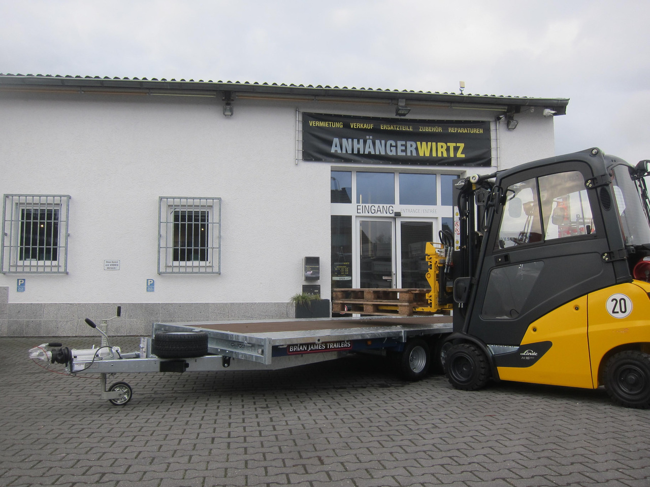 Brian James Trailer CarGO Connect 500x225cm Plateau Tridem 10" 3500kg 22 - Prikolica plato/ Otvoreni sanduk: slika Brian James Trailer CarGO Connect 500x225cm Plateau Tridem 10" 3500kg 22 - Prikolica plato/ Otvoreni sanduk Brian James Trailer CarGO Connect 500x225cm Plateau Tridem 10" 3500kg 22 - Prikolica plato/ Otvoreni sanduk: slika Brian James Trailer CarGO Connect 500x225cm Plateau Tridem 10" 3500kg 22 - Prikolica plato/ Otvoreni sanduk
