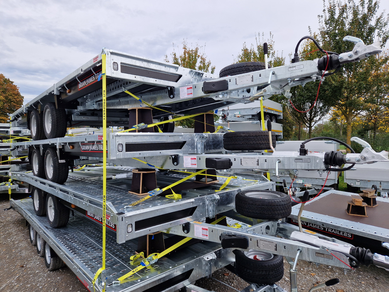 Brian James Trailer Connect 450x215cm plattform Tandem LED 12" 3500kg - Prikolica plato/ Otvoreni sanduk: slika Brian James Trailer Connect 450x215cm plattform Tandem LED 12" 3500kg - Prikolica plato/ Otvoreni sanduk Brian James Trailer Connect 450x215cm plattform Tandem LED 12" 3500kg - Prikolica plato/ Otvoreni sanduk: slika Brian James Trailer Connect 450x215cm plattform Tandem LED 12" 3500kg - Prikolica plato/ Otvoreni sanduk