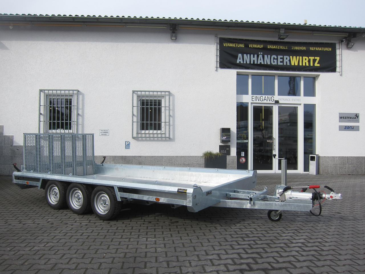 HULCO TERRAX Aluboden 394x188x27cm Heckrampe 100cm Tridem (XL) 3500kg - Prikolica za radne strojeve: slika HULCO TERRAX Aluboden 394x188x27cm Heckrampe 100cm Tridem (XL) 3500kg - Prikolica za radne strojeve HULCO TERRAX Aluboden 394x188x27cm Heckrampe 100cm Tridem (XL) 3500kg - Prikolica za radne strojeve: slika HULCO TERRAX Aluboden 394x188x27cm Heckrampe 100cm Tridem (XL) 3500kg - Prikolica za radne strojeve