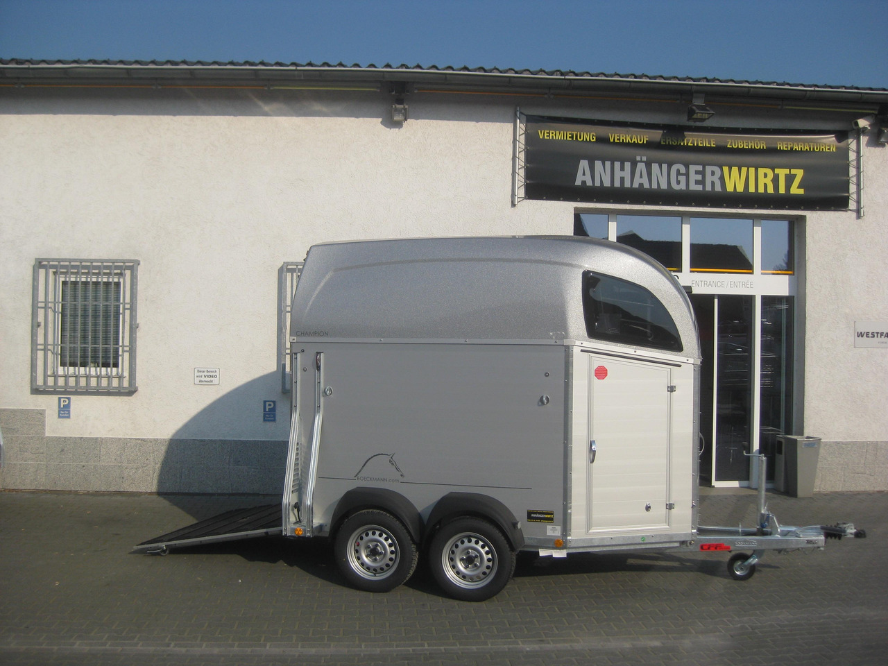 Pferdeanhänger Böckmann Champion C 2700kg CFF+ 100 km/H - Prikolica za konje: slika Pferdeanhänger Böckmann Champion C 2700kg CFF+ 100 km/H - Prikolica za konje Pferdeanhänger Böckmann Champion C 2700kg CFF+ 100 km/H - Prikolica za konje: slika Pferdeanhänger Böckmann Champion C 2700kg CFF+ 100 km/H - Prikolica za konje