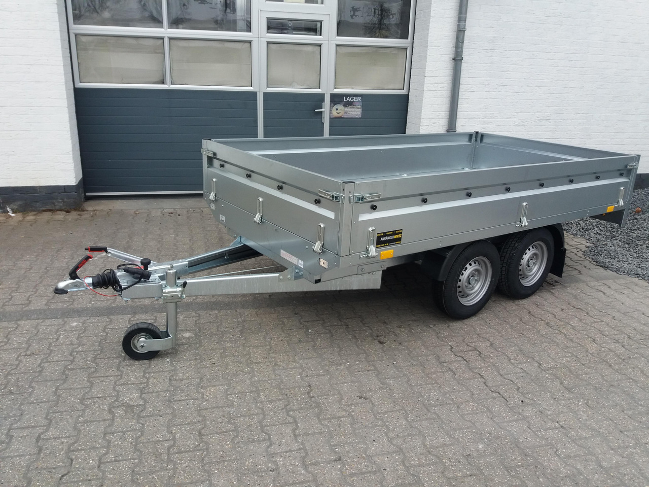 Pritschenanhänger Trailstar Nordica N20-320 2 KPS 320x168x40cm (M) 2000kg - Prikolica plato/ Otvoreni sanduk: slika Pritschenanhänger Trailstar Nordica N20-320 2 KPS 320x168x40cm (M) 2000kg - Prikolica plato/ Otvoreni sanduk Pritschenanhänger Trailstar Nordica N20-320 2 KPS 320x168x40cm (M) 2000kg - Prikolica plato/ Otvoreni sanduk: slika Pritschenanhänger Trailstar Nordica N20-320 2 KPS 320x168x40cm (M) 2000kg - Prikolica plato/ Otvoreni sanduk