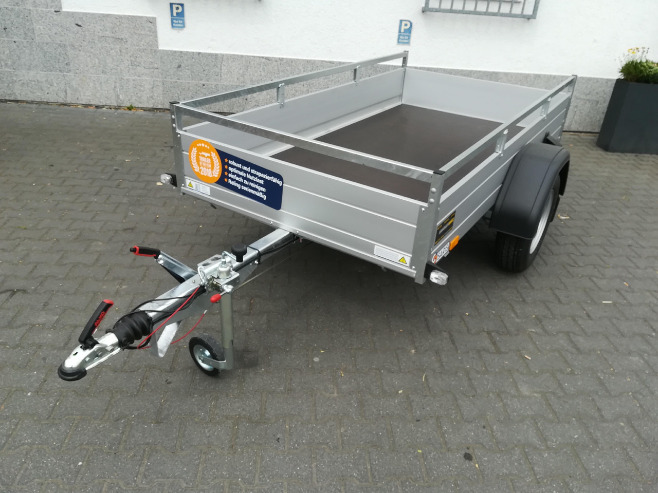 Saris Anhänger DV135 McAlu Pro MP 255x133x43cm (S) 1350kg Online Aktion Modell 2024 - Auto prikolica: slika Saris Anhänger DV135 McAlu Pro MP 255x133x43cm (S) 1350kg Online Aktion Modell 2024 - Auto prikolica Saris Anhänger DV135 McAlu Pro MP 255x133x43cm (S) 1350kg Online Aktion Modell 2024 - Auto prikolica: slika Saris Anhänger DV135 McAlu Pro MP 255x133x43cm (S) 1350kg Online Aktion Modell 2024 - Auto prikolica