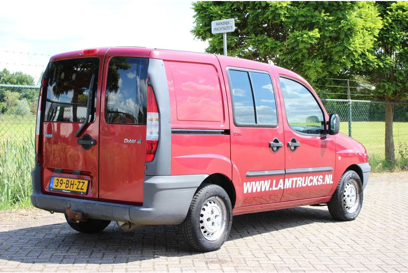 Fiat Doblò Cargo 1.9 JTD SCHUIFDEUR - Furgon: slika Fiat Doblò Cargo 1.9 JTD SCHUIFDEUR - Furgon Fiat Doblò Cargo 1.9 JTD SCHUIFDEUR - Furgon: slika Fiat Doblò Cargo 1.9 JTD SCHUIFDEUR - Furgon
