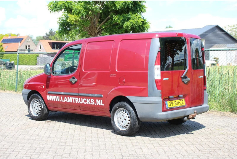 Fiat Doblò Cargo 1.9 JTD SCHUIFDEUR - Furgon: slika Fiat Doblò Cargo 1.9 JTD SCHUIFDEUR - Furgon Fiat Doblò Cargo 1.9 JTD SCHUIFDEUR - Furgon: slika Fiat Doblò Cargo 1.9 JTD SCHUIFDEUR - Furgon