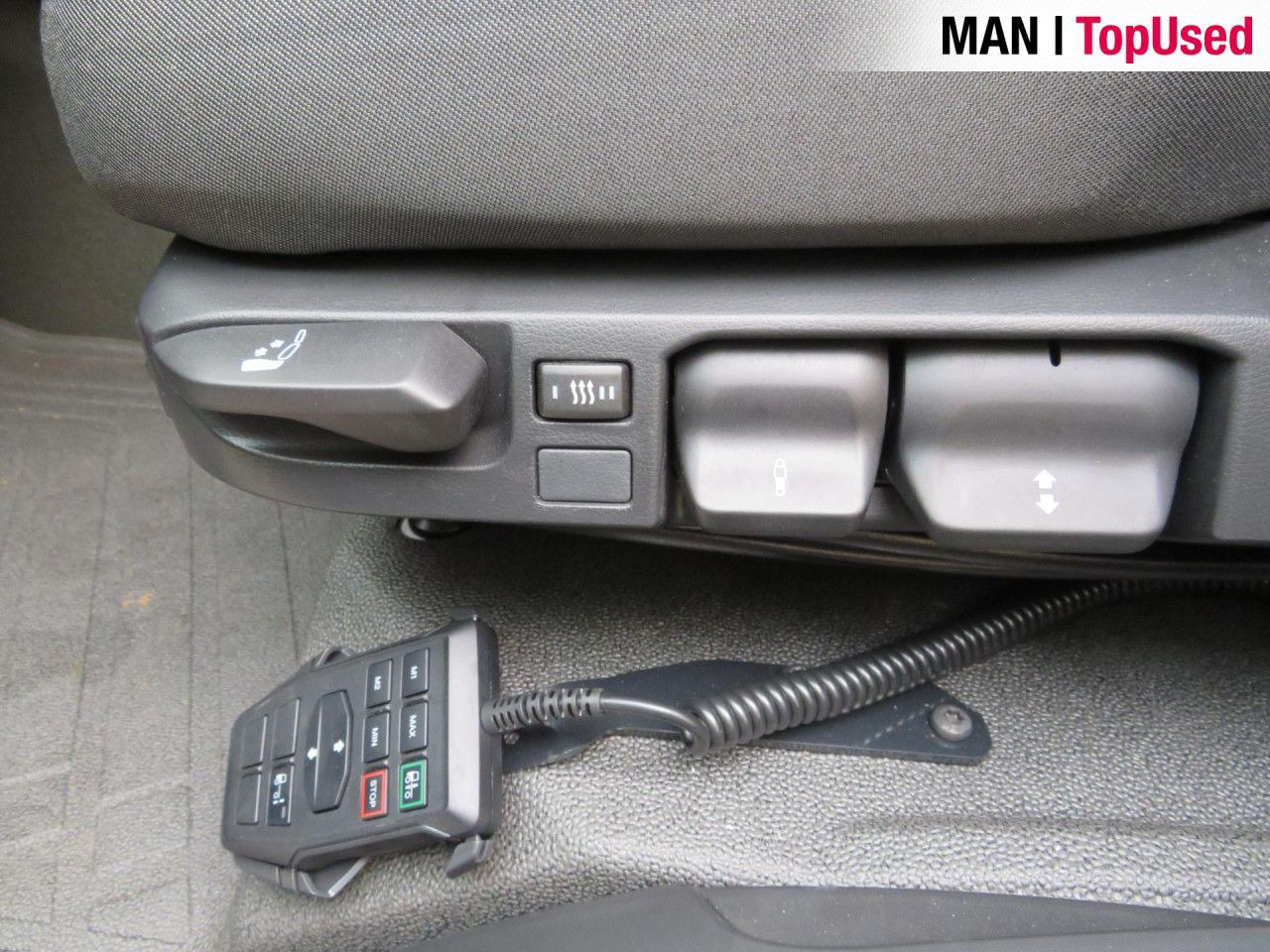 Kamion sandučar MAN TGL 12.250 4X2 BL VANTEC Koffer BÄR LBW: slika Kamion sandučar MAN TGL 12.250 4X2 BL VANTEC Koffer BÄR LBW