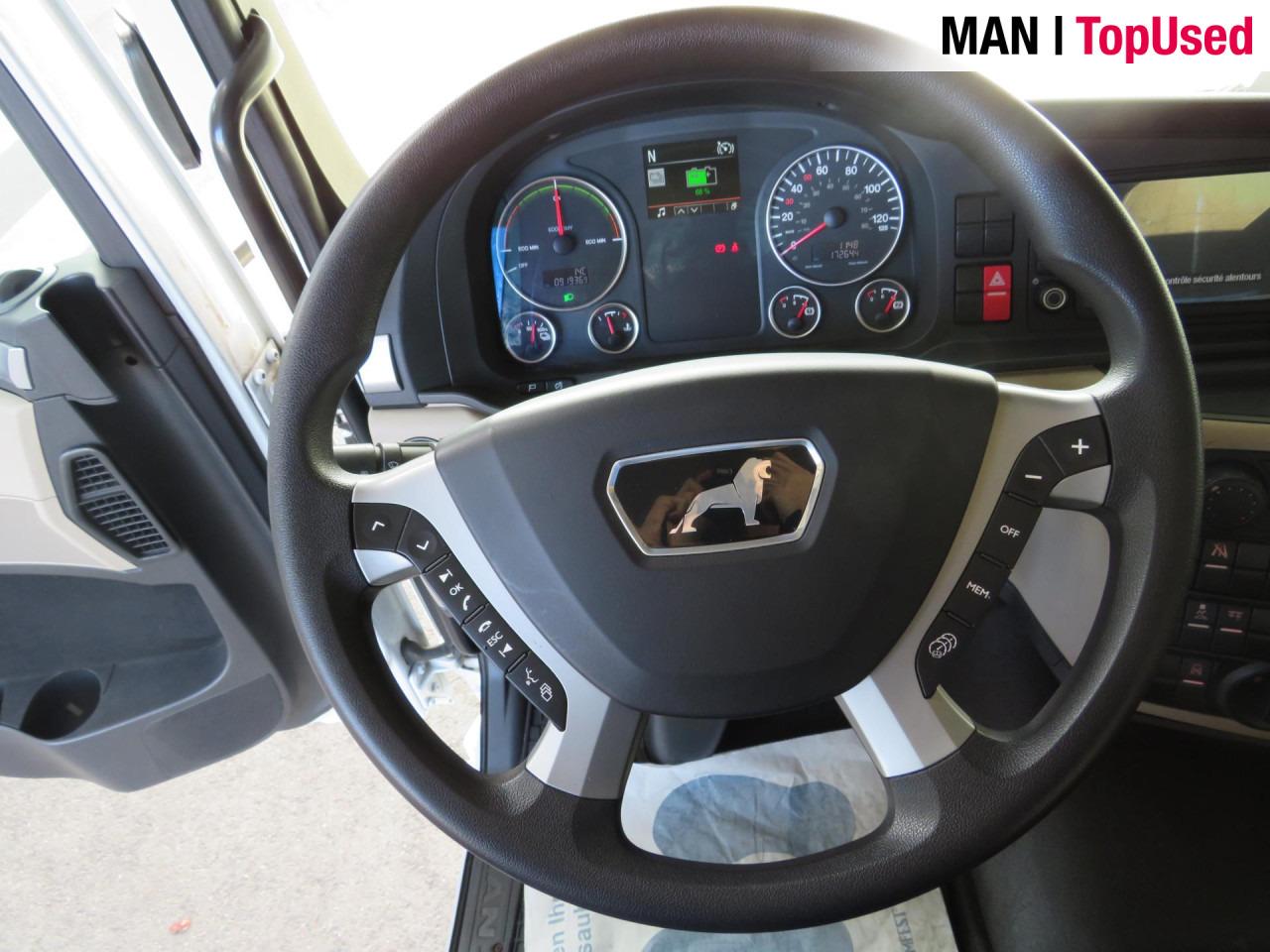 MAN eTGM 26.360 E 6X2-4 LL Kühlkoffer Klima Luftfeder - Kamion hladnjača, Električni kamion: slika MAN eTGM 26.360 E 6X2-4 LL Kühlkoffer Klima Luftfeder - Kamion hladnjača, Električni kamion MAN eTGM 26.360 E 6X2-4 LL Kühlkoffer Klima Luftfeder - Kamion hladnjača, Električni kamion: slika MAN eTGM 26.360 E 6X2-4 LL Kühlkoffer Klima Luftfeder - Kamion hladnjača, Električni kamion