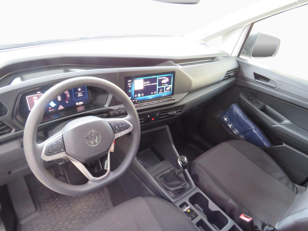 Mali kombi VOLKSWAGEN Caddy Cargo 2.0 TDI 75 kW Klima ZV: slika Mali kombi VOLKSWAGEN Caddy Cargo 2.0 TDI 75 kW Klima ZV