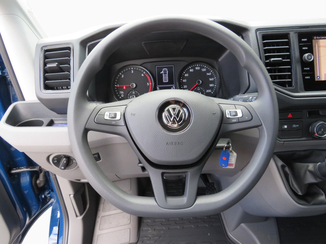 VOLKSWAGEN Crafter 35 L3H3 Kasten Klima Navi ZV - Furgon: slika VOLKSWAGEN Crafter 35 L3H3 Kasten Klima Navi ZV - Furgon VOLKSWAGEN Crafter 35 L3H3 Kasten Klima Navi ZV - Furgon: slika VOLKSWAGEN Crafter 35 L3H3 Kasten Klima Navi ZV - Furgon