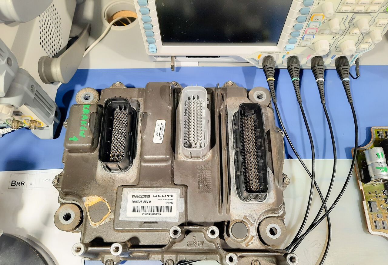 DAF XF 106 naprawa części / repair of parts - Upravljačka jedinica (ECU) za Kamion: slika DAF XF 106 naprawa części / repair of parts - Upravljačka jedinica (ECU) za Kamion DAF XF 106 naprawa części / repair of parts - Upravljačka jedinica (ECU) za Kamion: slika DAF XF 106 naprawa części / repair of parts - Upravljačka jedinica (ECU) za Kamion