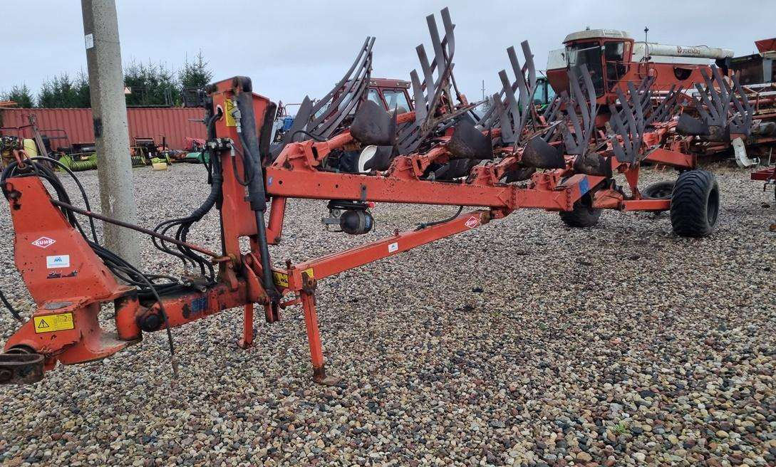 Kuhn Manager - Plug: slika Kuhn Manager - Plug Kuhn Manager - Plug: slika Kuhn Manager - Plug