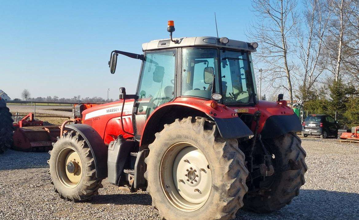 Massey Ferguson 6465 - Traktor: slika Massey Ferguson 6465 - Traktor Massey Ferguson 6465 - Traktor: slika Massey Ferguson 6465 - Traktor