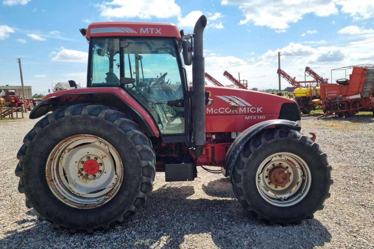 McCORMICK MTX140 - Traktor: slika McCORMICK MTX140 - Traktor McCORMICK MTX140 - Traktor: slika McCORMICK MTX140 - Traktor