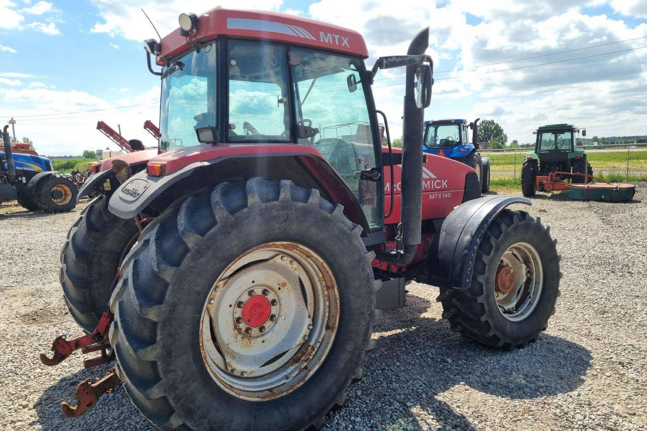 Traktor McCORMICK MTX140: slika Traktor McCORMICK MTX140 Traktor McCORMICK MTX140: slika Traktor McCORMICK MTX140