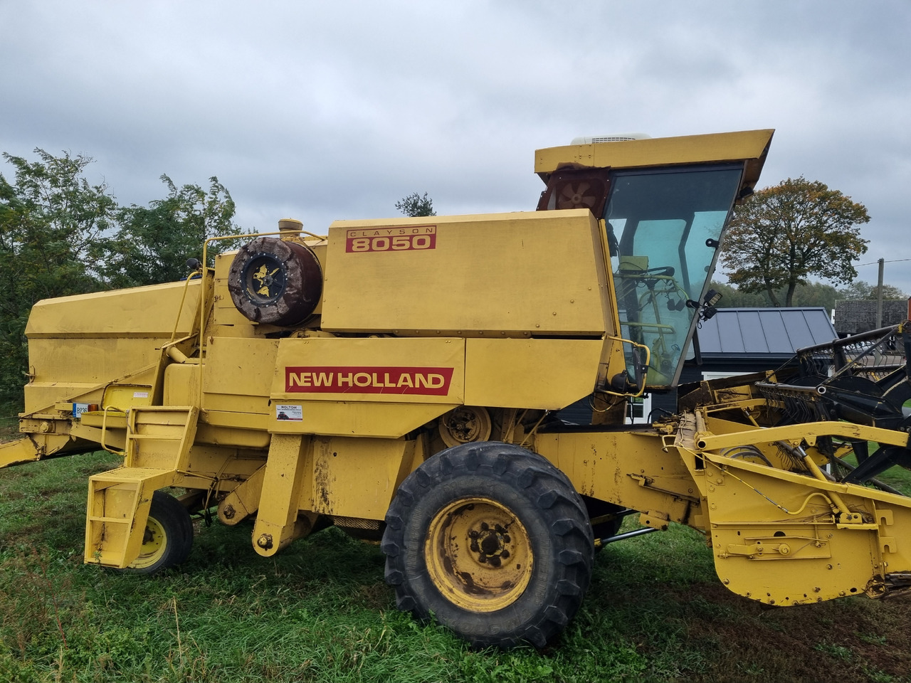 New Holland 8050 - Kombajn za žetvu: slika New Holland 8050 - Kombajn za žetvu New Holland 8050 - Kombajn za žetvu: slika New Holland 8050 - Kombajn za žetvu