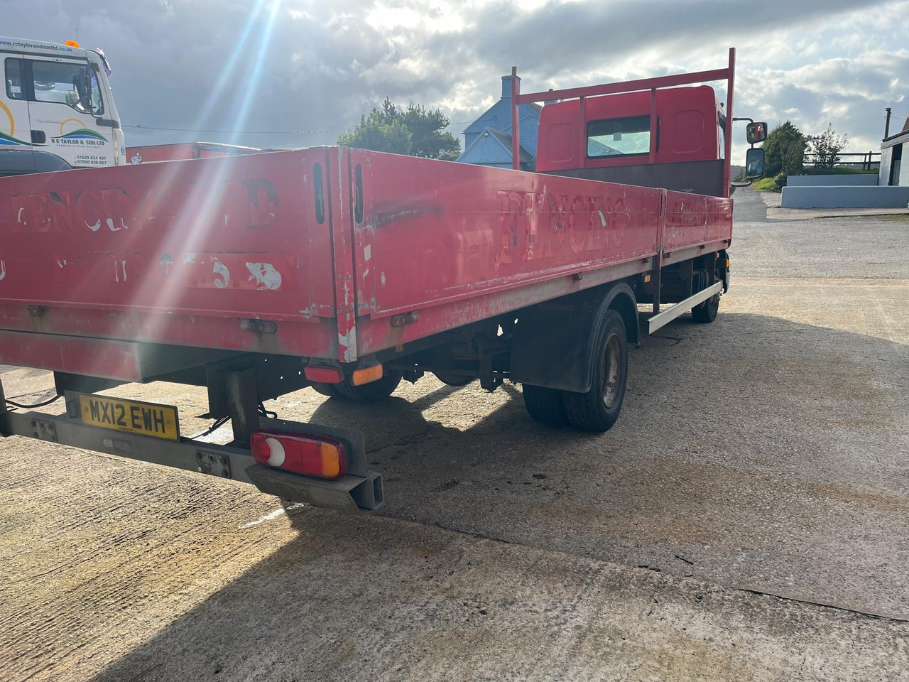DAF LF 45 160 - Kamion s otvorenim sandukom: slika DAF LF 45 160 - Kamion s otvorenim sandukom DAF LF 45 160 - Kamion s otvorenim sandukom: slika DAF LF 45 160 - Kamion s otvorenim sandukom