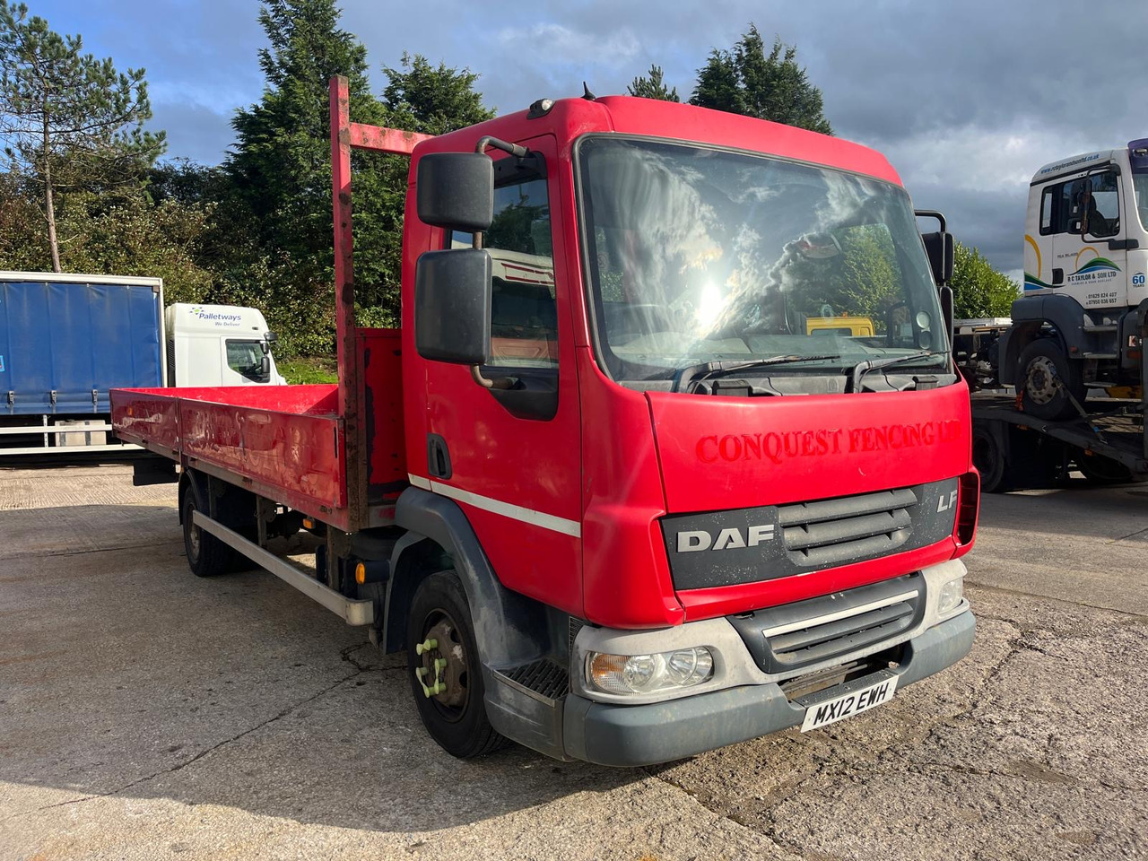 DAF LF 45 160 - Kamion s otvorenim sandukom: slika DAF LF 45 160 - Kamion s otvorenim sandukom DAF LF 45 160 - Kamion s otvorenim sandukom: slika DAF LF 45 160 - Kamion s otvorenim sandukom