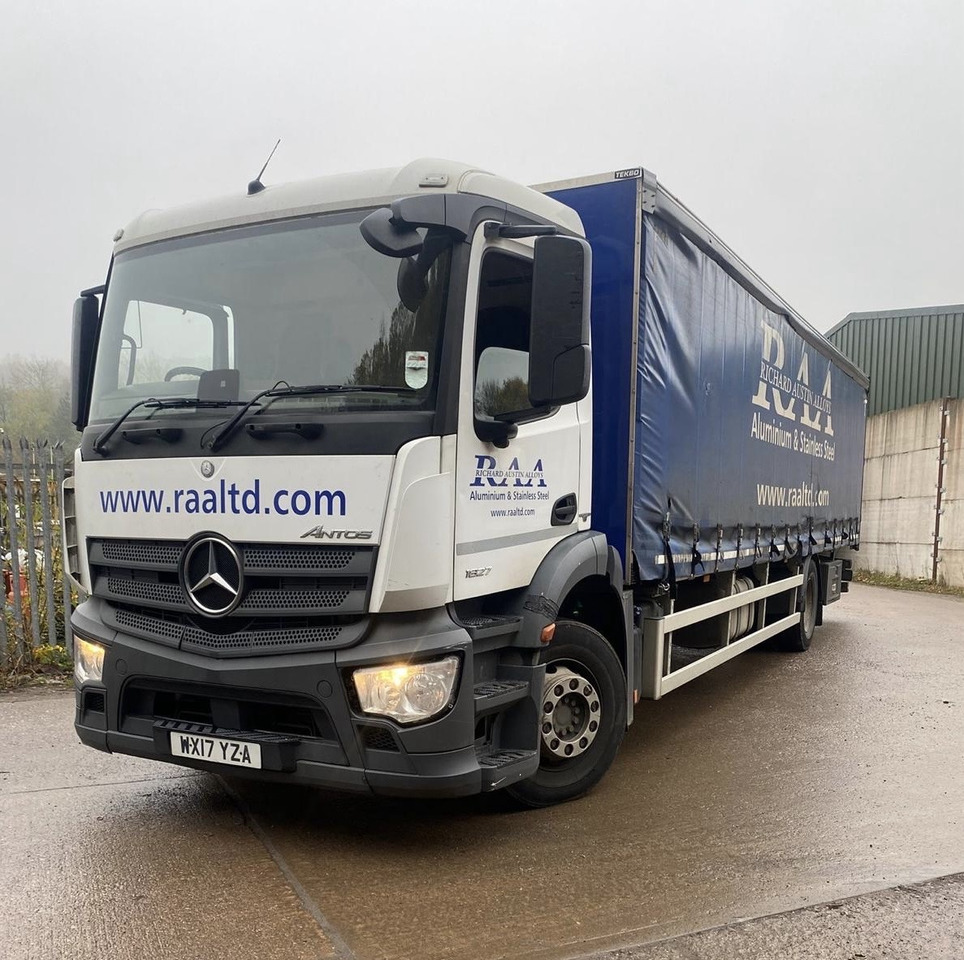 Mercedes 1827 - Kamion s ceradom: slika Mercedes 1827 - Kamion s ceradom Mercedes 1827 - Kamion s ceradom: slika Mercedes 1827 - Kamion s ceradom