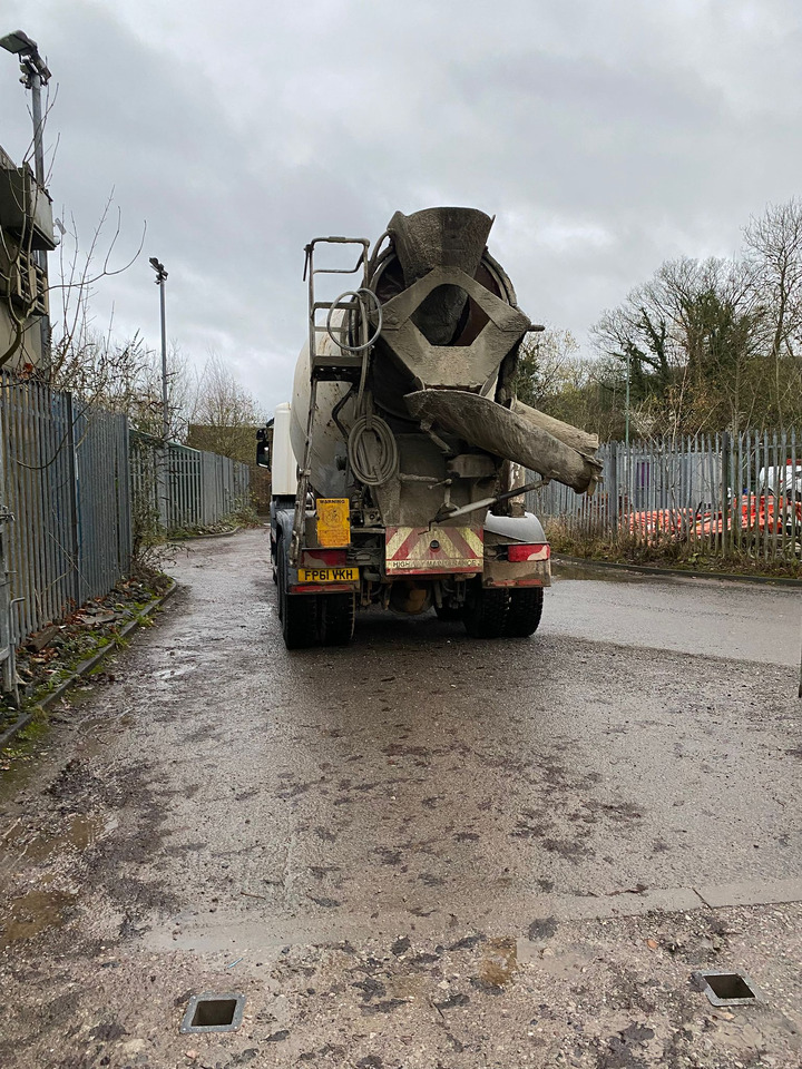 Scania P280 6x4 Concrete Mixer - Automješalica: slika Scania P280 6x4 Concrete Mixer - Automješalica Scania P280 6x4 Concrete Mixer - Automješalica: slika Scania P280 6x4 Concrete Mixer - Automješalica