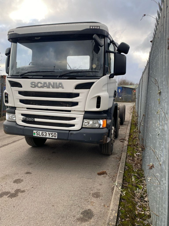 Scania P360 8x4 Chassis Cab - Kamion-šasija: slika Scania P360 8x4 Chassis Cab - Kamion-šasija Scania P360 8x4 Chassis Cab - Kamion-šasija: slika Scania P360 8x4 Chassis Cab - Kamion-šasija