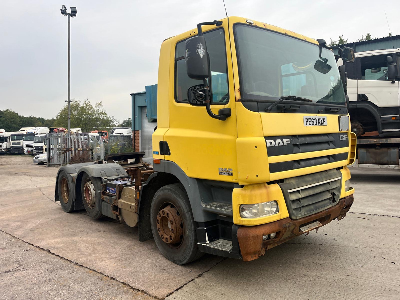 DAF 85 410 - Tegljač: slika DAF 85 410 - Tegljač DAF 85 410 - Tegljač: slika DAF 85 410 - Tegljač