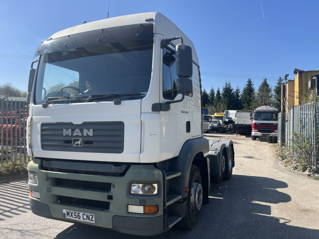 MAN TGA 26-430 6x2 Tractor Unit - Tegljač: slika MAN TGA 26-430 6x2 Tractor Unit - Tegljač MAN TGA 26-430 6x2 Tractor Unit - Tegljač: slika MAN TGA 26-430 6x2 Tractor Unit - Tegljač