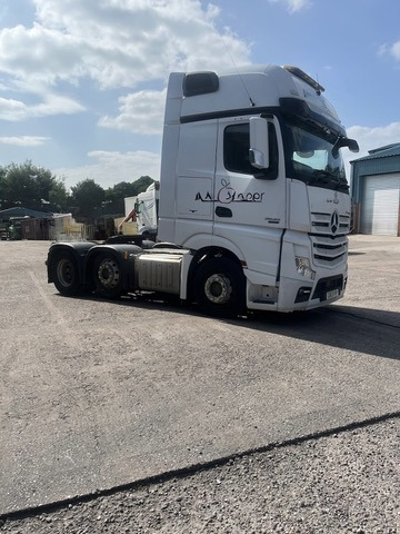 Mercedes Actros 2545 6x2 Tractor Unit - Tegljač: slika Mercedes Actros 2545 6x2 Tractor Unit - Tegljač Mercedes Actros 2545 6x2 Tractor Unit - Tegljač: slika Mercedes Actros 2545 6x2 Tractor Unit - Tegljač