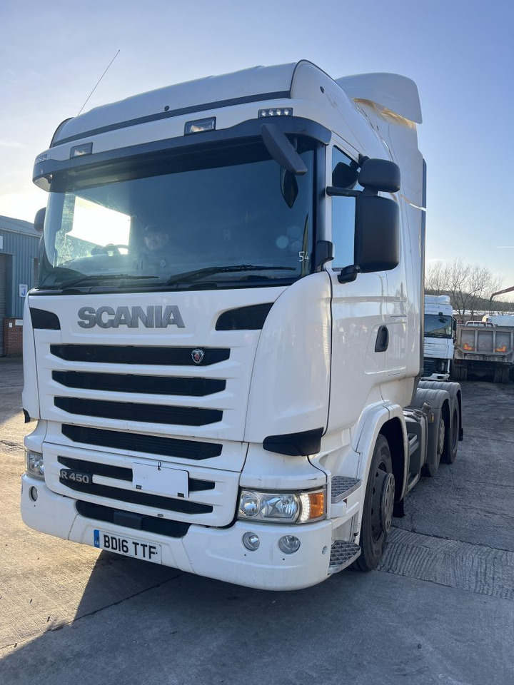 Scania R450 6X2 - Tegljač: slika Scania R450 6X2 - Tegljač Scania R450 6X2 - Tegljač: slika Scania R450 6X2 - Tegljač