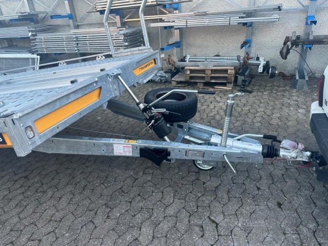Brian James T Transporter, 231-5021-35-2-12, 5000 x 2150 mm, 3,5 to. kippbar mit Auffahrrampen - Prikolica za prijevoz automobila: slika Brian James T Transporter, 231-5021-35-2-12, 5000 x 2150 mm, 3,5 to. kippbar mit Auffahrrampen - Prikolica za prijevoz automobila Brian James T Transporter, 231-5021-35-2-12, 5000 x 2150 mm, 3,5 to. kippbar mit Auffahrrampen - Prikolica za prijevoz automobila: slika Brian James T Transporter, 231-5021-35-2-12, 5000 x 2150 mm, 3,5 to. kippbar mit Auffahrrampen - Prikolica za prijevoz automobila