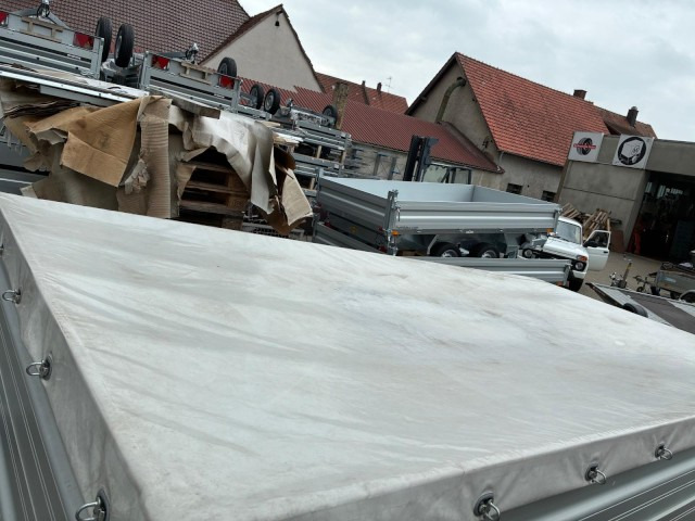 Humbaur 3-Seitenkipper HTK 3500.41 Alu mit BW-Aufsatz, 4100 x 2100 x 350 mm, 3,5 to. - Kiper prikolica: slika Humbaur 3-Seitenkipper HTK 3500.41 Alu mit BW-Aufsatz, 4100 x 2100 x 350 mm, 3,5 to. - Kiper prikolica Humbaur 3-Seitenkipper HTK 3500.41 Alu mit BW-Aufsatz, 4100 x 2100 x 350 mm, 3,5 to. - Kiper prikolica: slika Humbaur 3-Seitenkipper HTK 3500.41 Alu mit BW-Aufsatz, 4100 x 2100 x 350 mm, 3,5 to. - Kiper prikolica