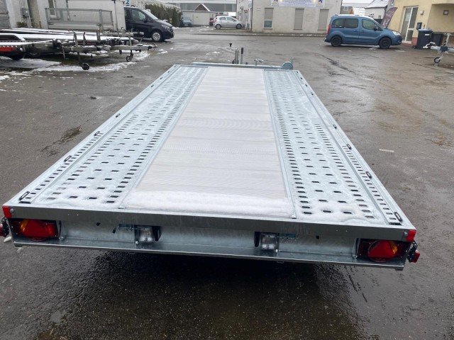 Novi Prikolica za prijevoz automobila Humbaur Autotransportanhänger MTK 304722, 4700 x 2180 x 0 mm, 3,0 to.: slika Novi Prikolica za prijevoz automobila Humbaur Autotransportanhänger MTK 304722, 4700 x 2180 x 0 mm, 3,0 to. Novi Prikolica za prijevoz automobila Humbaur Autotransportanhänger MTK 304722, 4700 x 2180 x 0 mm, 3,0 to.: slika Novi Prikolica za prijevoz automobila Humbaur Autotransportanhänger MTK 304722, 4700 x 2180 x 0 mm, 3,0 to.