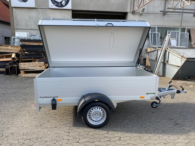 Humbaur HA 132513-5 mit Holz-Alu Deckel mit Reling 1300 kg, 2510 x 1310 x 500mm, 100 km/h - Auto prikolica: slika Humbaur HA 132513-5 mit Holz-Alu Deckel mit Reling 1300 kg, 2510 x 1310 x 500mm, 100 km/h - Auto prikolica Humbaur HA 132513-5 mit Holz-Alu Deckel mit Reling 1300 kg, 2510 x 1310 x 500mm, 100 km/h - Auto prikolica: slika Humbaur HA 132513-5 mit Holz-Alu Deckel mit Reling 1300 kg, 2510 x 1310 x 500mm, 100 km/h - Auto prikolica