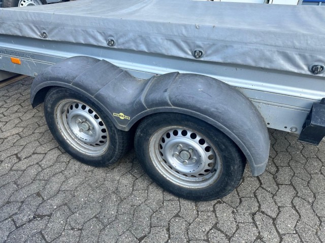 Humbaur HA 253015 mit KV, 2500 kg, 3030 x 1500 x 350 mm - Auto prikolica: slika Humbaur HA 253015 mit KV, 2500 kg, 3030 x 1500 x 350 mm - Auto prikolica Humbaur HA 253015 mit KV, 2500 kg, 3030 x 1500 x 350 mm - Auto prikolica: slika Humbaur HA 253015 mit KV, 2500 kg, 3030 x 1500 x 350 mm - Auto prikolica