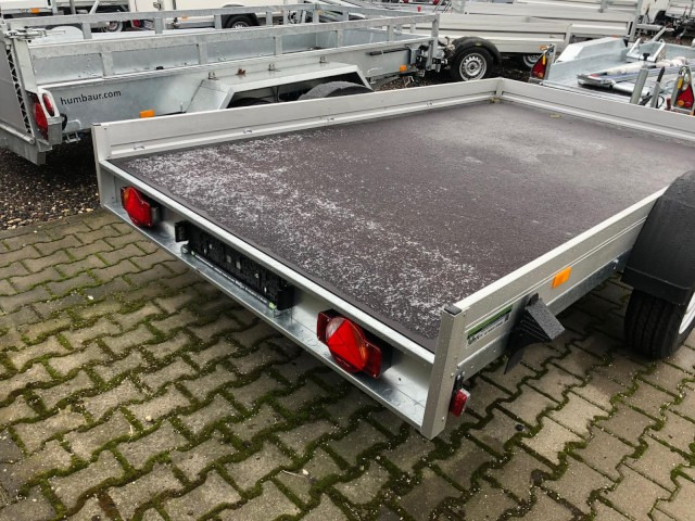 Humbaur Kleinfahrzeugtransporter KFT 153117, 1,5 t. 3115 x 1765 x 150 mm - Prikolica za motocikl: slika Humbaur Kleinfahrzeugtransporter KFT 153117, 1,5 t. 3115 x 1765 x 150 mm - Prikolica za motocikl Humbaur Kleinfahrzeugtransporter KFT 153117, 1,5 t. 3115 x 1765 x 150 mm - Prikolica za motocikl: slika Humbaur Kleinfahrzeugtransporter KFT 153117, 1,5 t. 3115 x 1765 x 150 mm - Prikolica za motocikl