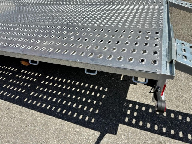 Niewiadow BR3 14A 35A35V, 9000 x 2100 mm, 3,5 to. - Prikolica za prijevoz automobila: slika Niewiadow BR3 14A 35A35V, 9000 x 2100 mm, 3,5 to. - Prikolica za prijevoz automobila Niewiadow BR3 14A 35A35V, 9000 x 2100 mm, 3,5 to. - Prikolica za prijevoz automobila: slika Niewiadow BR3 14A 35A35V, 9000 x 2100 mm, 3,5 to. - Prikolica za prijevoz automobila